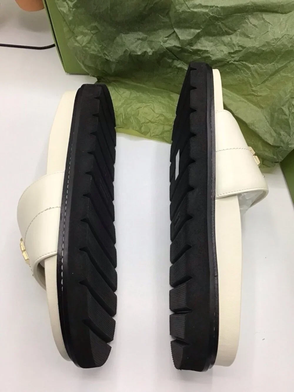 Tory Burch Everly Anatomic Lug Sandals, New Ivory / Perfect  Size 8